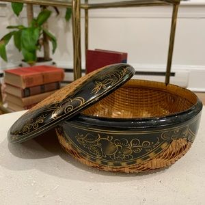 Vintage Asian Woven Bamboo Rattan Black Lacquered Basket Sewing Trinket Box.